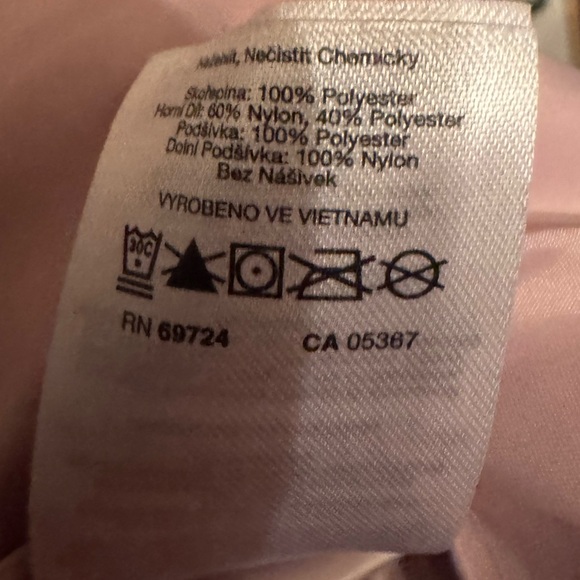 Columbia Sz Large Women's Deep Mauve/Light Mauve Packable Rain Jacket - Picture 11 of 11